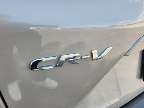 Used 2019 Honda CR-V Touring image 18