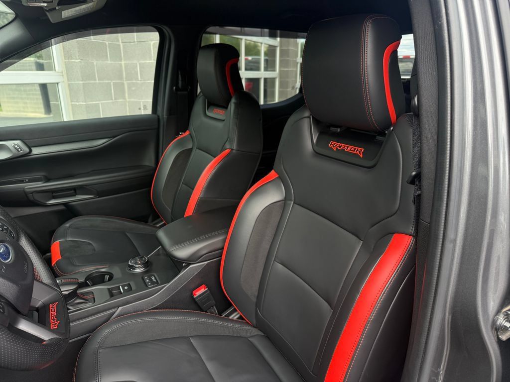 Used 2025 Ford Ranger Raptor AWD/4WD image 18