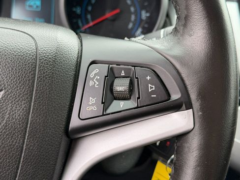 Used 2014 Chevrolet Cruze LT image 23