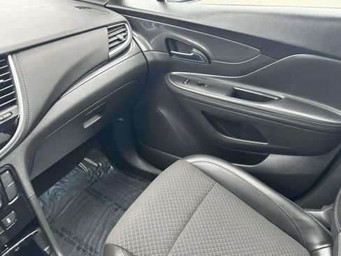 Used 2022 Buick Encore Preferred w/ Safety Package image 29