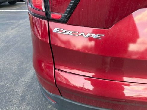 Used 2018 Ford Escape SEL AWD/4WD image 5