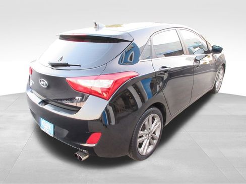 Used 2016 Hyundai Elantra GT w/ Option Group 02 FWD image 5
