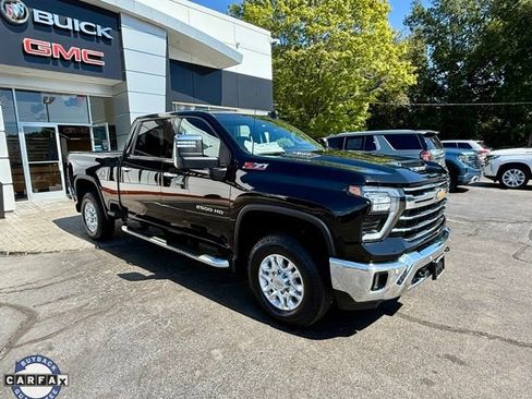 Used 2024 Chevrolet Silverado 2500 LTZ w/ LTZ Plus Package image 6