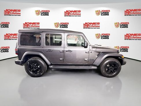 Used 2021 Jeep Wrangler Unlimited Sport image 17