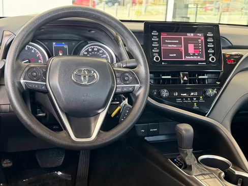 Certified 2023 Toyota Camry LE FWD image 31