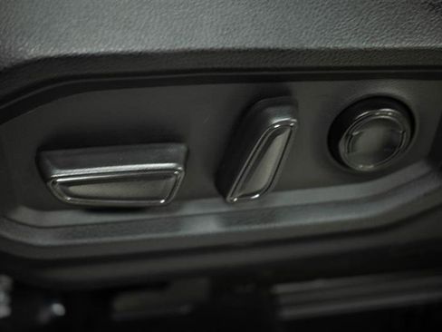 Used 2024 Toyota Tundra Limited image 10