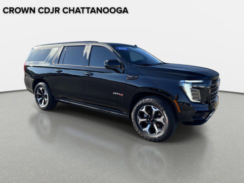 Used 2026 GMC Yukon XL AT4 Ultimate w/ LPO, Floor Liner Package AWD/4WD image 2