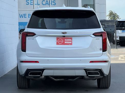 Used 2025 Cadillac XT6 Premium Luxury w/ Technology Package image 8