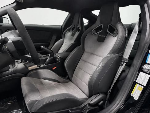Used 2019 Ford Mustang Shelby GT350 RWD image 14