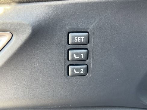 New 2026 Subaru Ascent Limited image 16