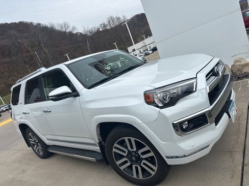 Used 2024 Toyota 4Runner Limited image 3