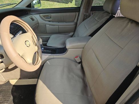Used 2003 Toyota Avalon XL FWD image 10