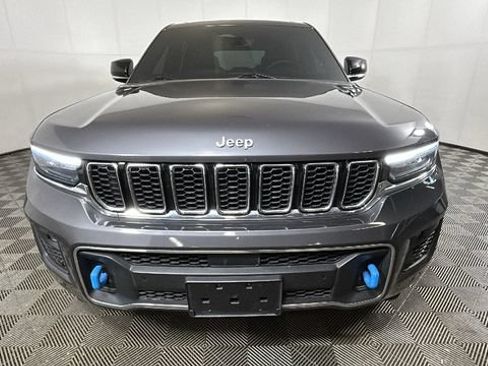 Used 2023 Jeep Grand Cherokee Overland AWD/4WD image 8