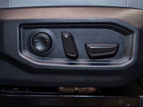 Used 2026 Toyota Tundra Limited image 29