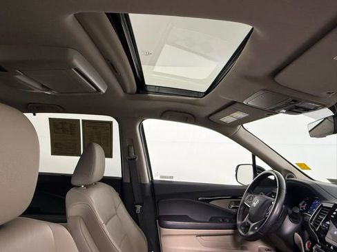 Used 2021 Honda Pilot Touring image 58