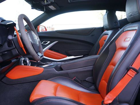 Used 2018 Chevrolet Camaro SS w/ Hot Wheels Edition RWD image 22