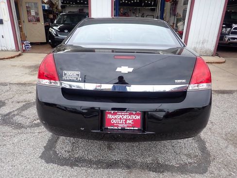 Used 2011 Chevrolet Impala LS image 19