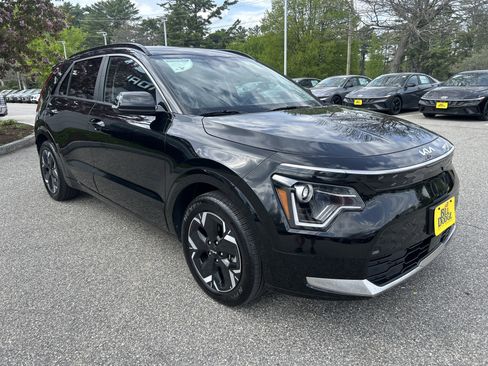 Used 2024 Kia Niro Wind FWD image 3