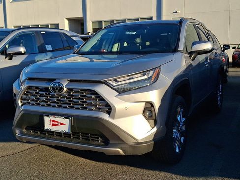 New 2025 Toyota RAV4 Limited image 3