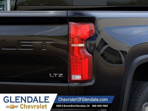 New 2026 Chevrolet Silverado 2500 LTZ w/ LTZ Plus Package AWD/4WD image 11