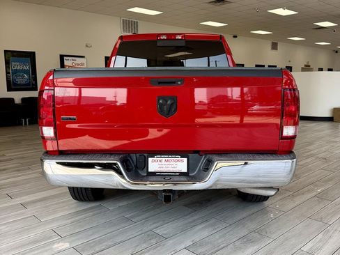 Used 2017 RAM 1500 Classic SLT RWD image 8