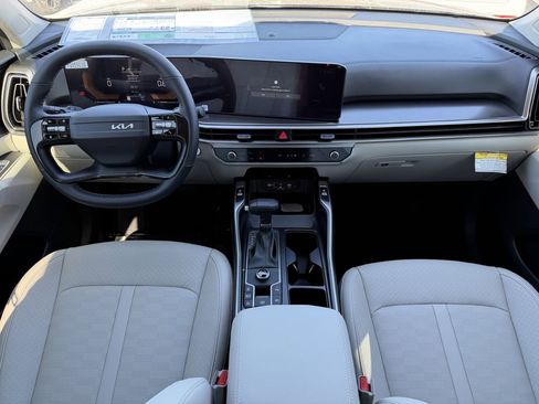 New 2026 Kia Sorento S image 12