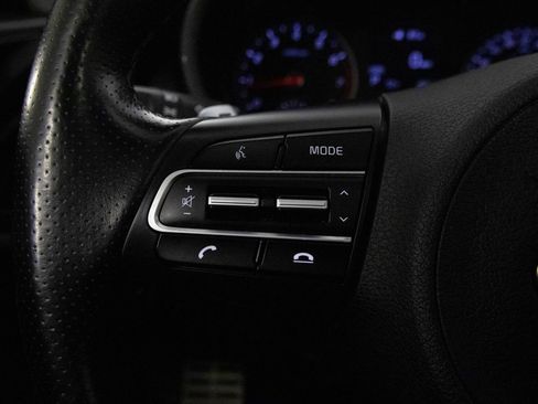 Used 2018 Kia Stinger GT image 28