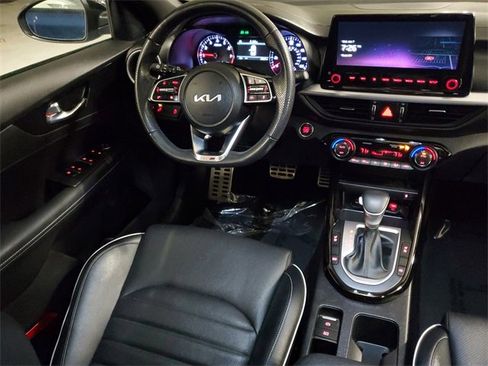 Used 2023 Kia Forte GT-Line w/ GT-Line Premium Package image 14