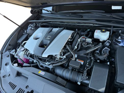 Used 2019 Lexus ES 300h w/ Premium Package FWD image 13