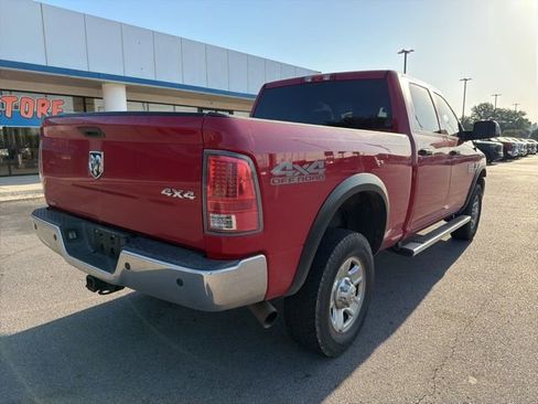 Used 2018 RAM 2500 Tradesman w/ Chrome Appearance Group image 4