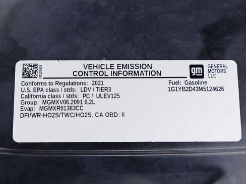 Used 2021 Chevrolet Corvette 2LT w/ Engine Appearance Package image 62