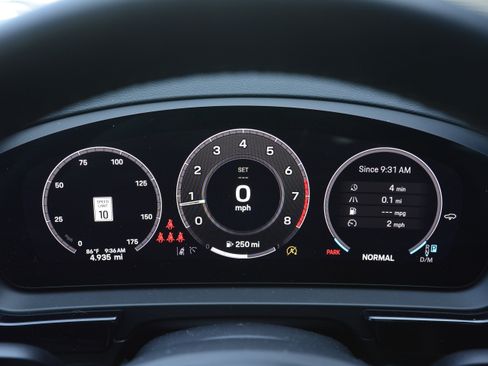 Certified 2026 Porsche Cayenne Coupe AWD/4WD image 17