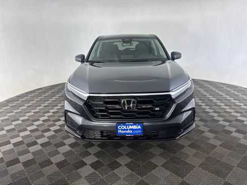 Used 2026 Honda CR-V LX image 3