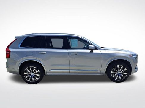Certified 2025 Volvo XC90 B5 Core AWD/4WD image 9