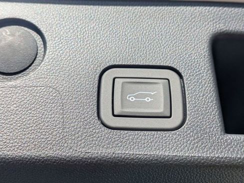 New 2026 Chevrolet Equinox ACTIV w/ Safety and Technology Package image 36