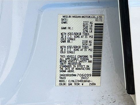 Used 2021 Nissan Frontier SV w/ Midnight Edition Floor Mats image 28