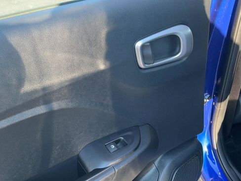 Certified 2023 Hyundai Venue SEL image 25