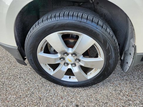 Used 2012 Chevrolet Traverse LT w/ All-Star Edition FWD image 29