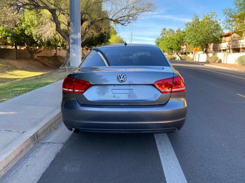Used 2012 Volkswagen Passat 2.5 S image 3