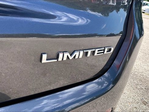 Used 2020 Jeep Compass Limited FWD image 9