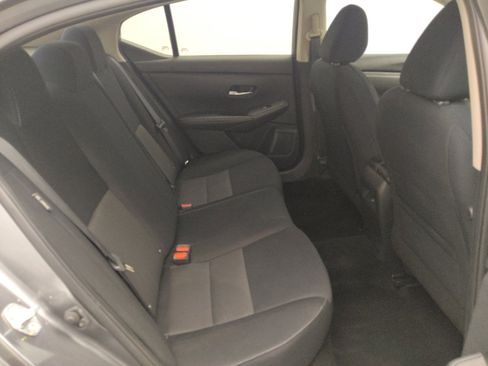 Used 2023 Nissan Sentra SV FWD image 19