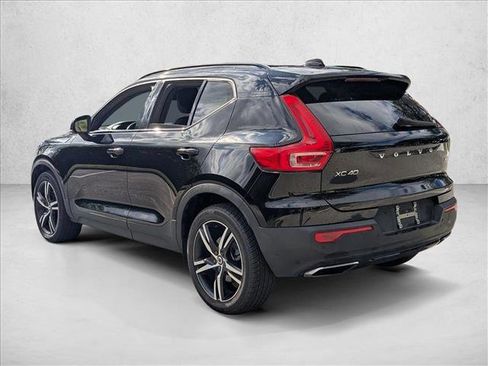Used 2020 Volvo XC40 T4 R-Design w/ Protection Package Premier image 7