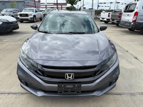 Used 2019 Honda Civic Sport image 2