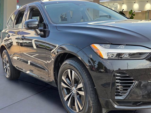Certified 2024 Volvo XC60 T8 Core AWD/4WD image 23