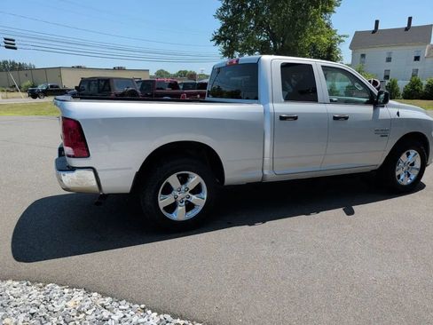 Used 2019 RAM 1500 Express w/ Express Value Package AWD/4WD image 16