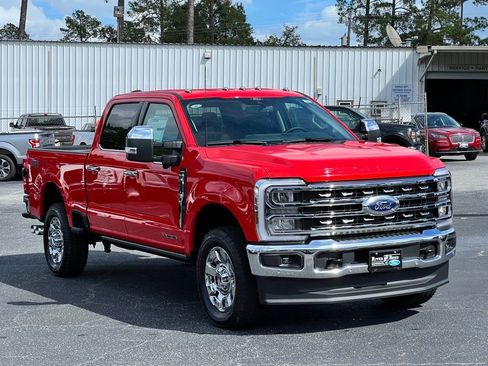 New 2026 Ford F250 Lariat w/ Lariat Premium Package image 9