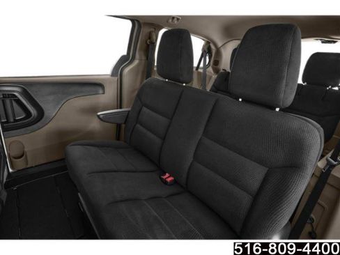 Used 2019 Dodge Grand Caravan GT image 18