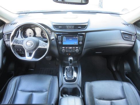 Used 2017 Nissan Rogue SL w/ SL Premium Package AWD/4WD image 11
