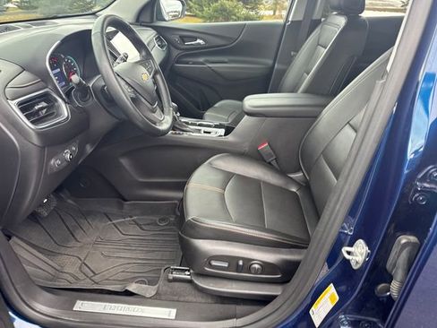 Used 2023 Chevrolet Equinox Premier image 11