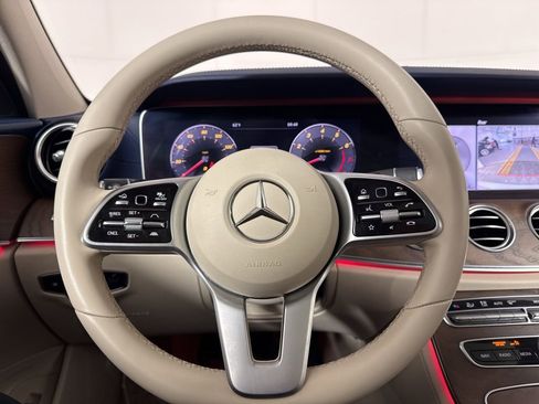 Used 2020 Mercedes-Benz E 450 4MATIC Wagon w/ Premium Package image 34